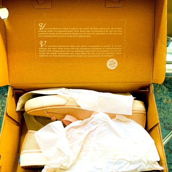 ✨Keds✨ Double Up Suede & Sparkle Blush Sneakers - Picture 3 of 15